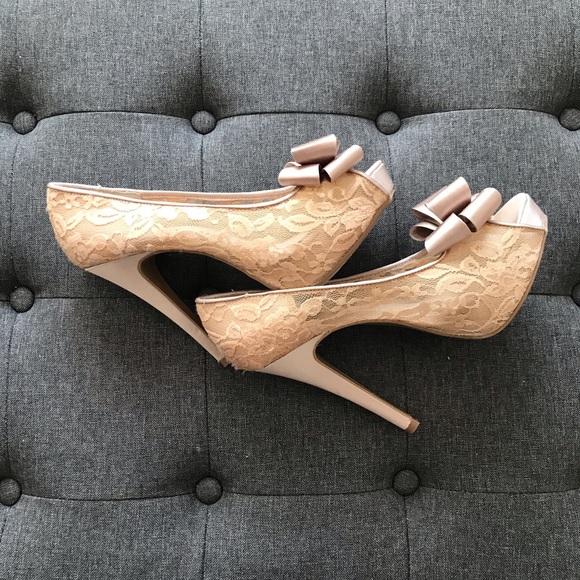 Chinese Laundry Shoes - Picture 5 of 8